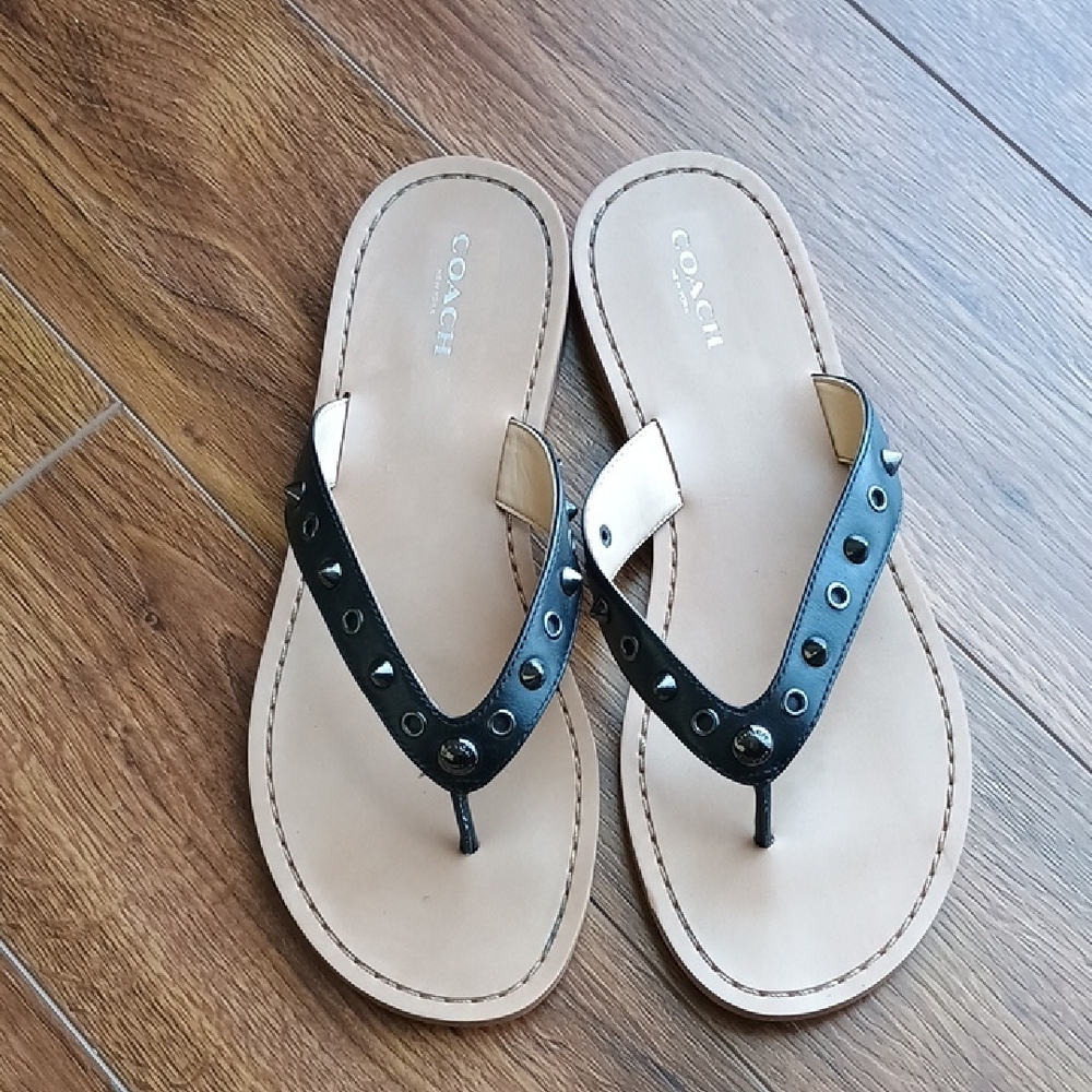 Coach Black Vegan Leather Studded Thong Sandals - Women's 8.5M - Picture 2 of 7